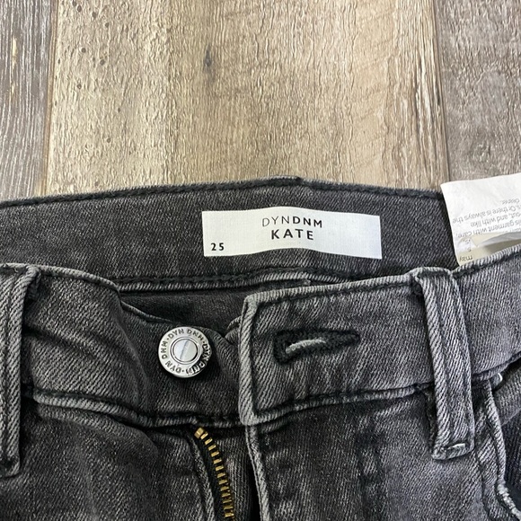 Selling brand new, only worn once dynamite jeans!! - Picture 3 of 5